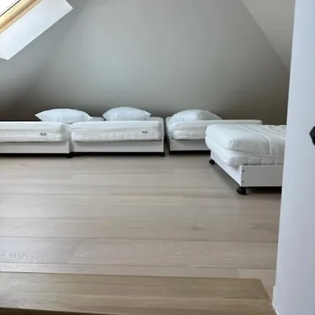 Naila Villa